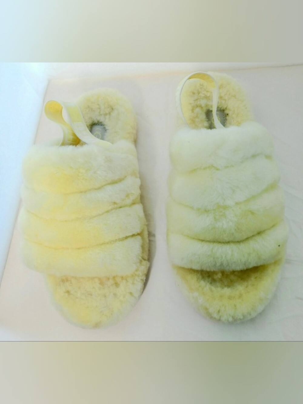 UGG Fluff Yeah Slides Size 6